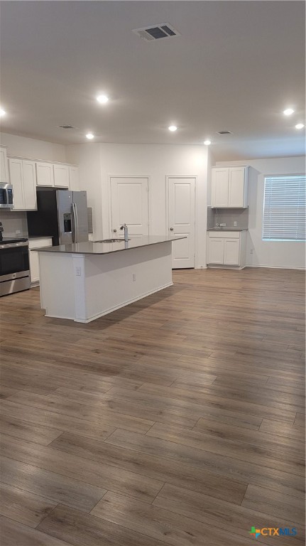 100 Perfect World Loop Property Photo 7