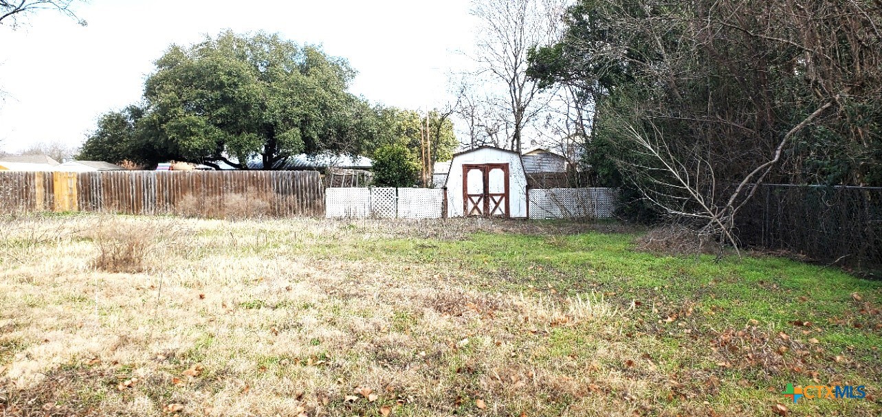 112 College Avenue Property Photo 7
