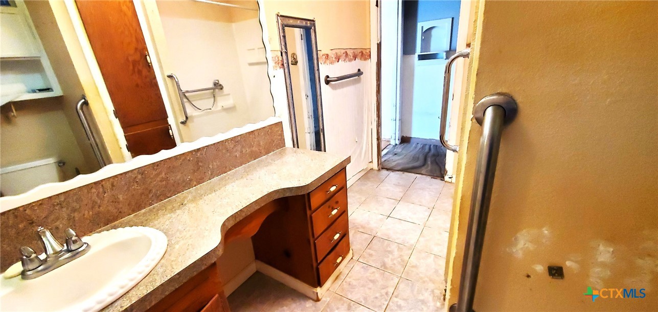 112 College Avenue Property Photo 31