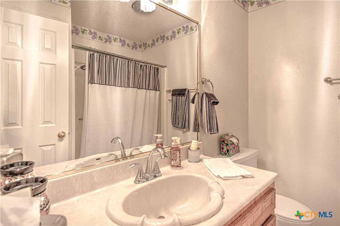1128 Cedar Oaks Lane Property Photo 26
