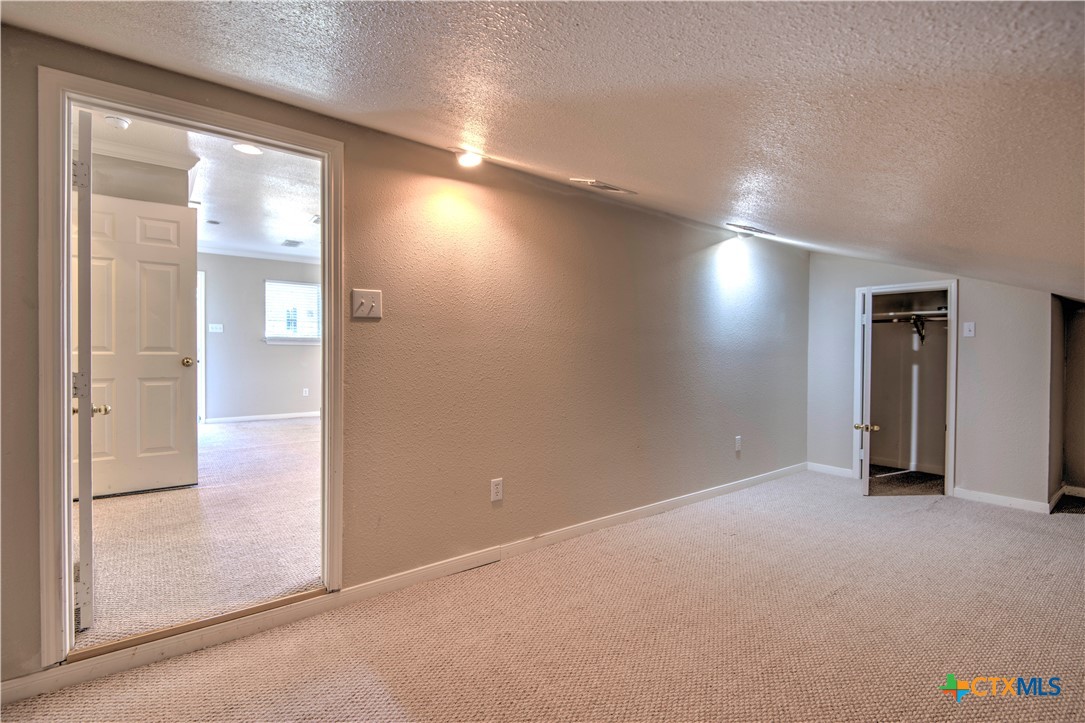 1128 Cedar Oaks Lane Property Photo 29