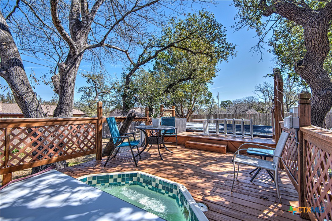 1128 Cedar Oaks Lane Property Photo 41