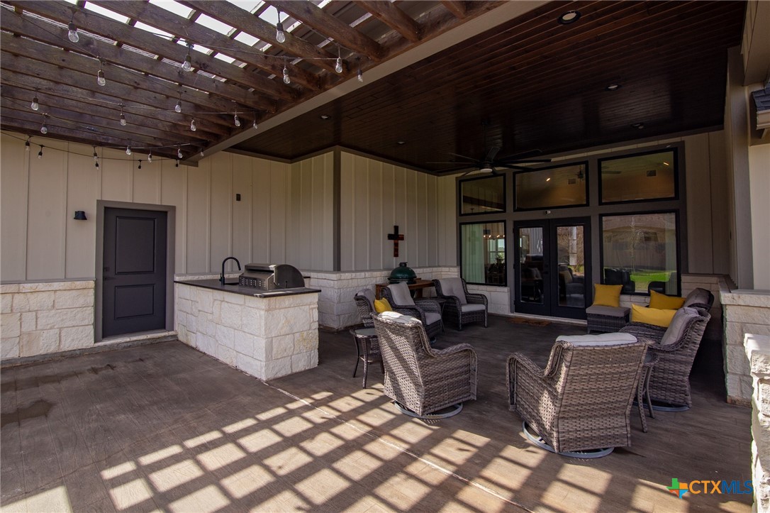102 Beacon Lane Property Photo 44