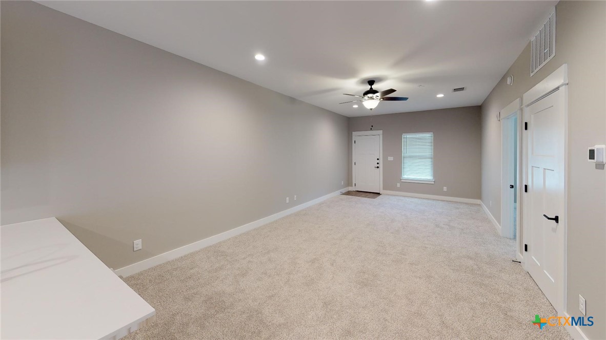 311 Craddock Avenue 203 Property Photo 7