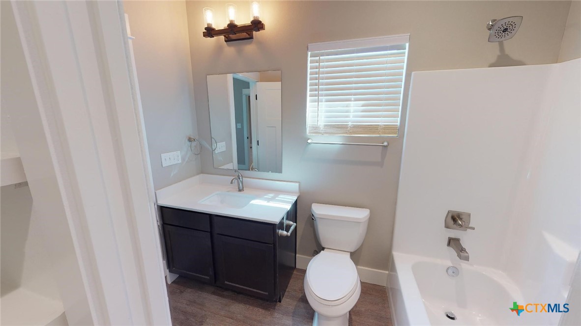 311 Craddock Avenue 203 Property Photo 15