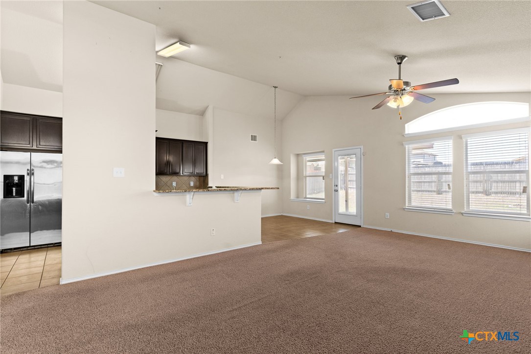 3401 Cricklewood Drive Property Photo 5