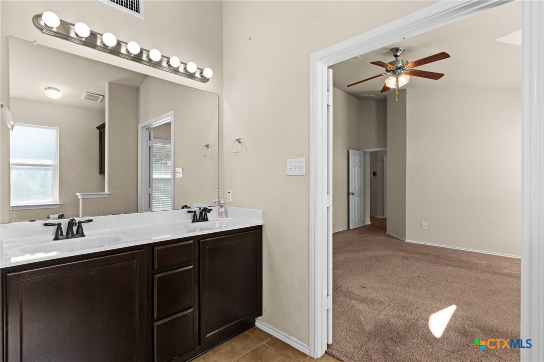 3401 Cricklewood Drive Property Photo 18