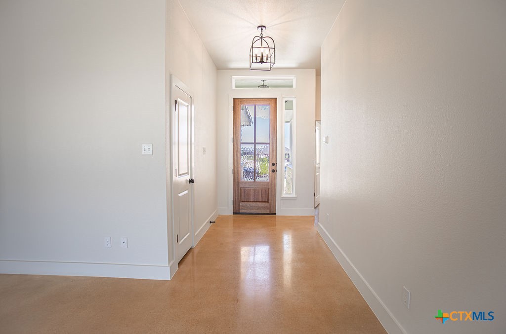 7908 Smoke Creek Lane Property Photo 6