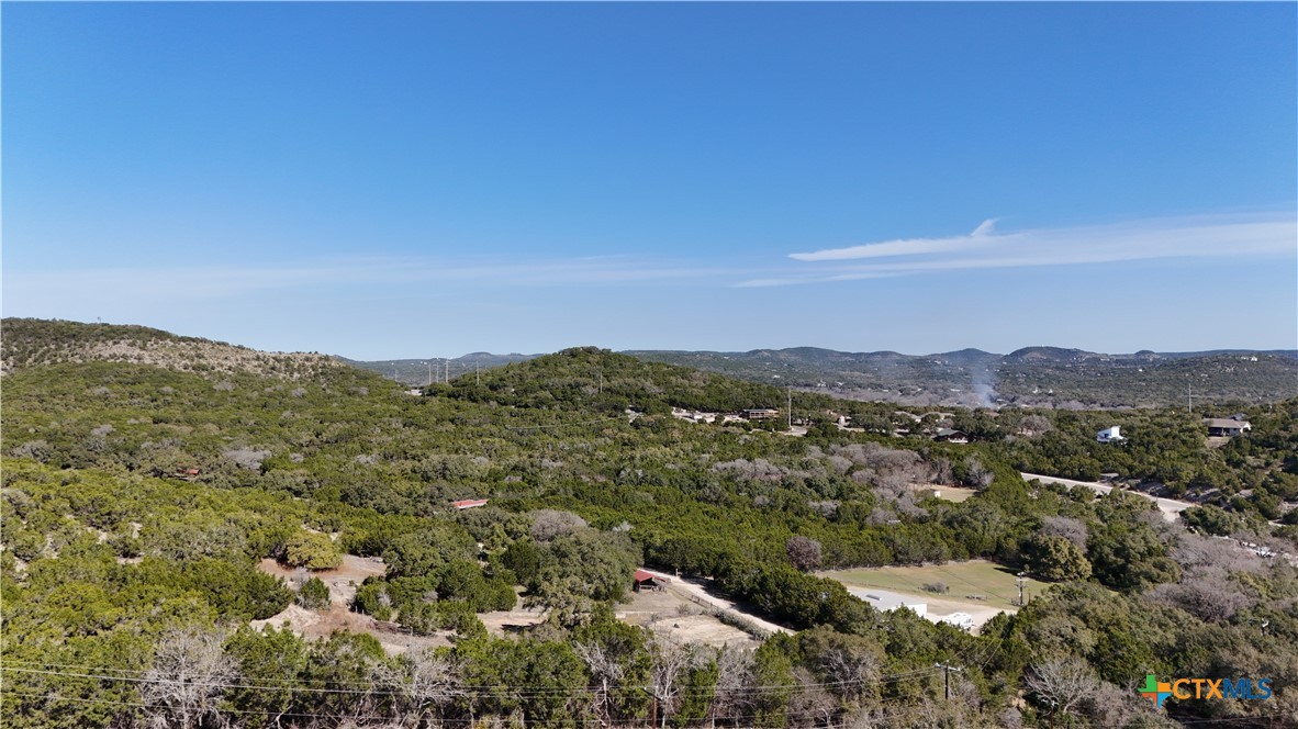 3050 Skyline Drive Property Photo 4
