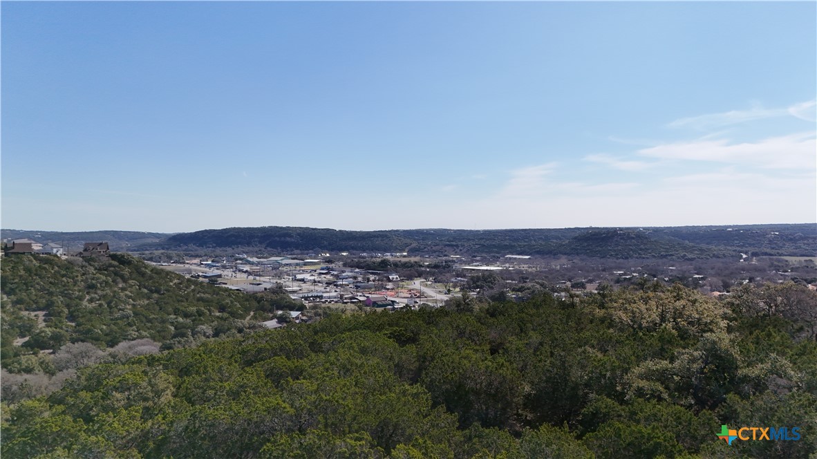 3050 Skyline Drive Property Photo 8