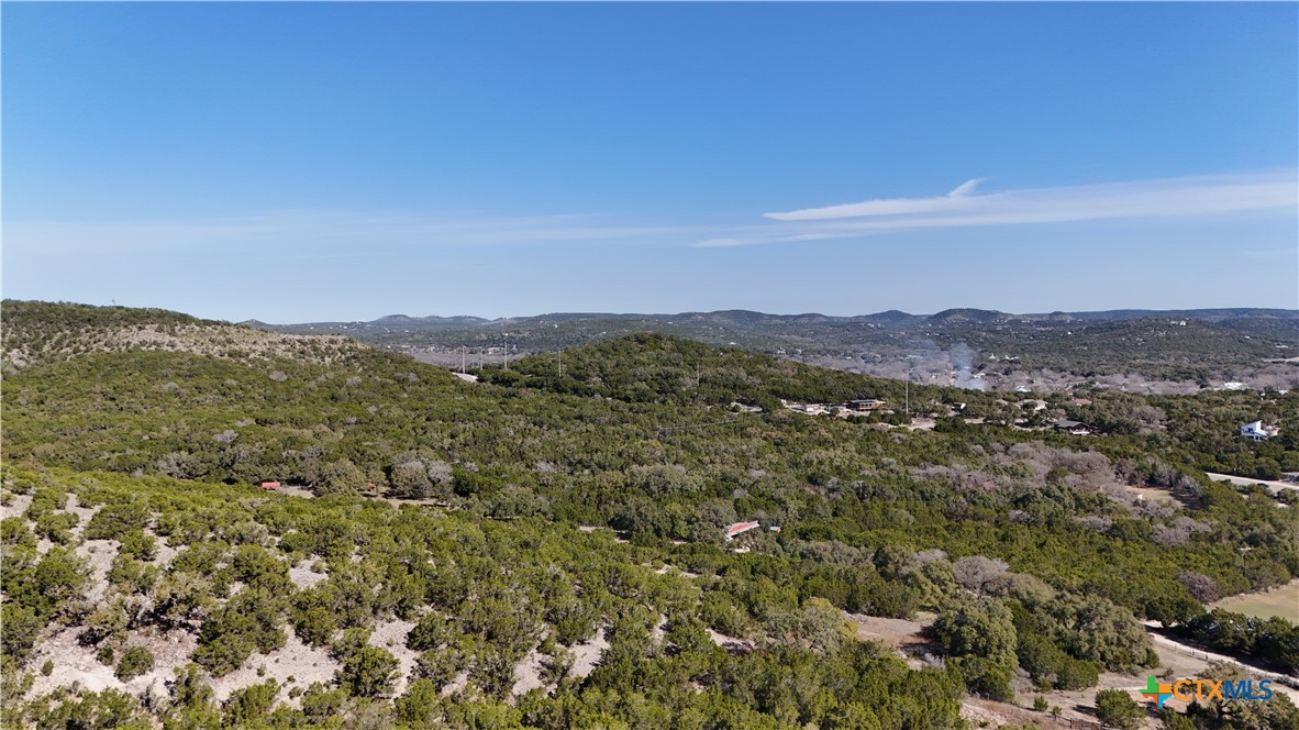 3050 Skyline Drive Property Photo 9