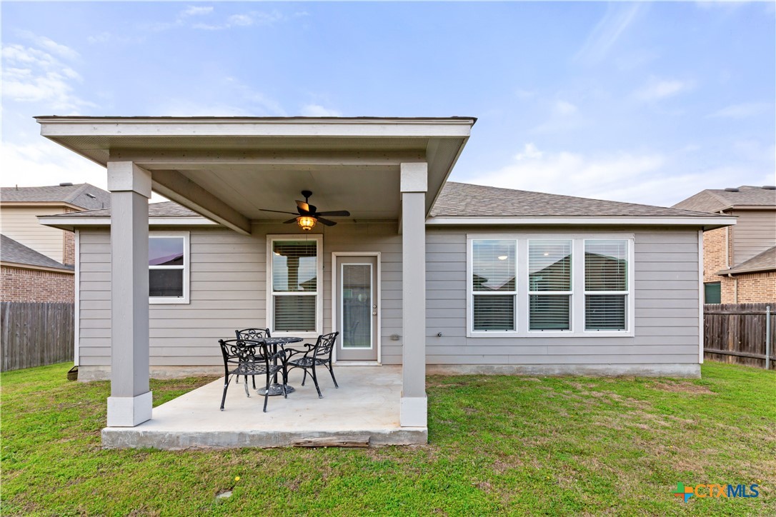 1610 Foxglove Drive Property Photo 13