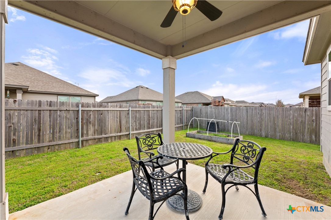 1610 Foxglove Drive Property Photo 15