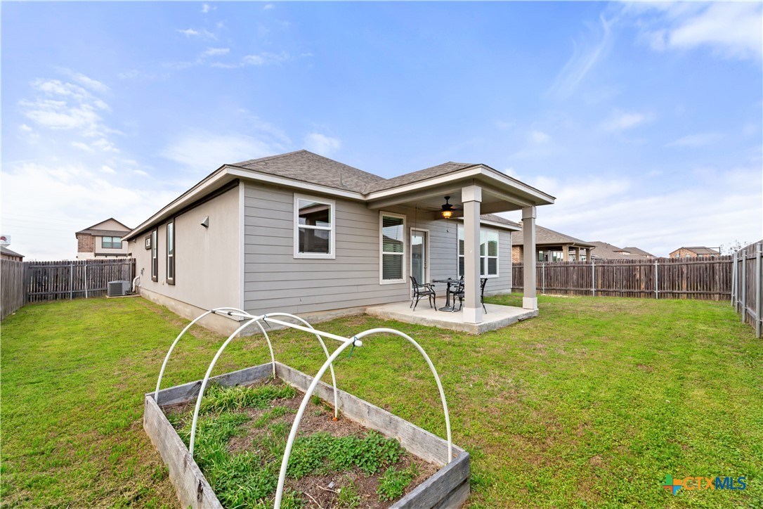 1610 Foxglove Drive Property Photo 18