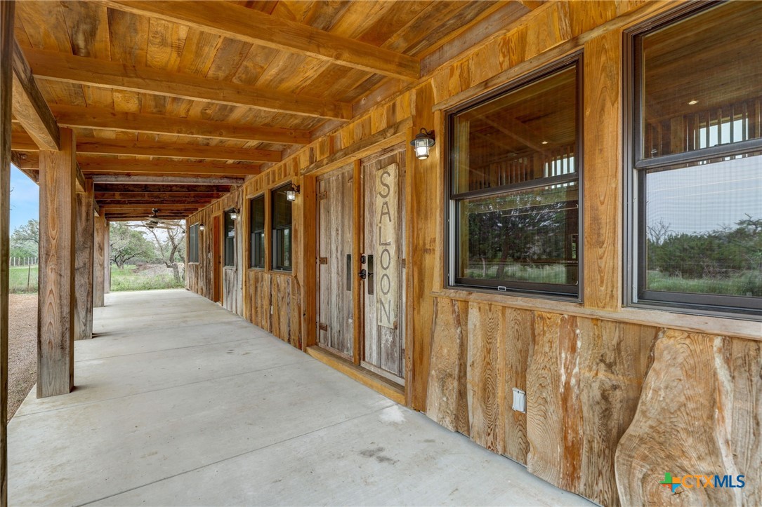 700 Ledgerock Road Property Photo 28