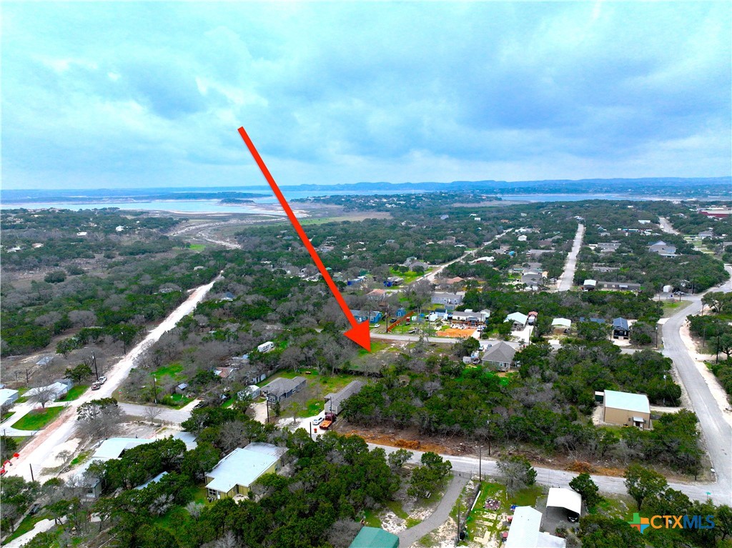 563 Oak Trail Drive Property Photo 4