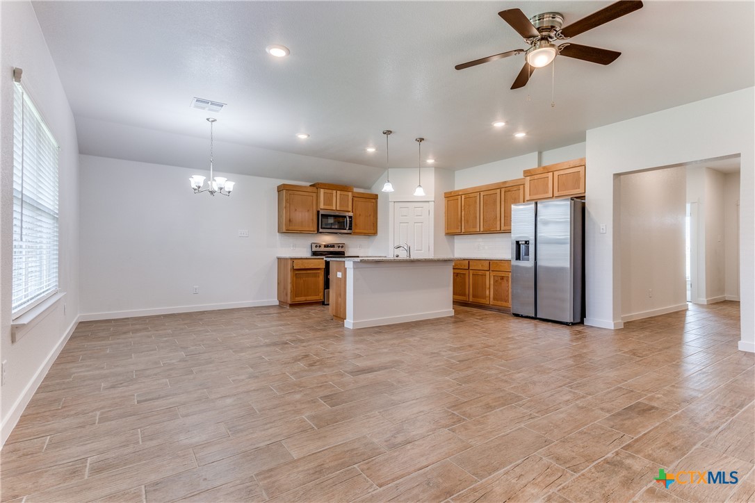 1614 Sideoats Lane Property Photo 3