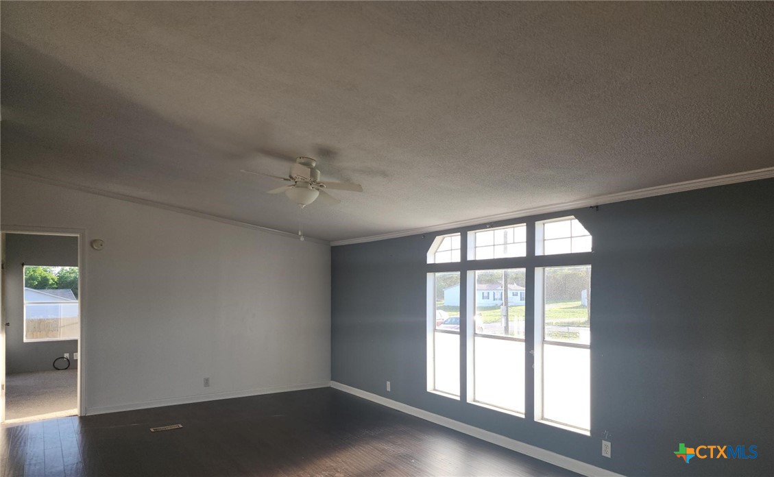 113 Julia Drive Property Photo 6