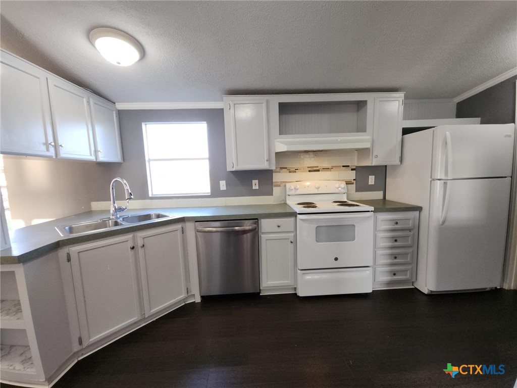 113 Julia Drive Property Photo 11