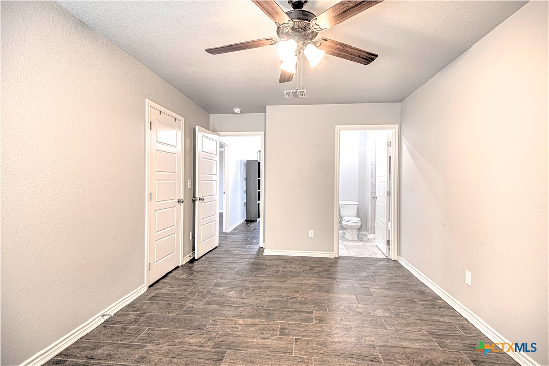 6208 Catania Drive Property Photo 20