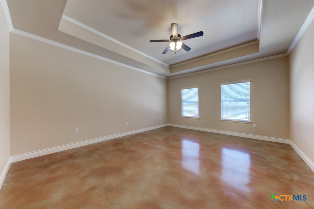 944 Hudson Lane Property Photo 15