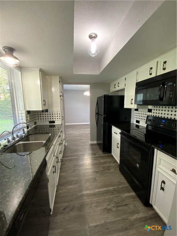 1402 Dallas Street Property Photo 4