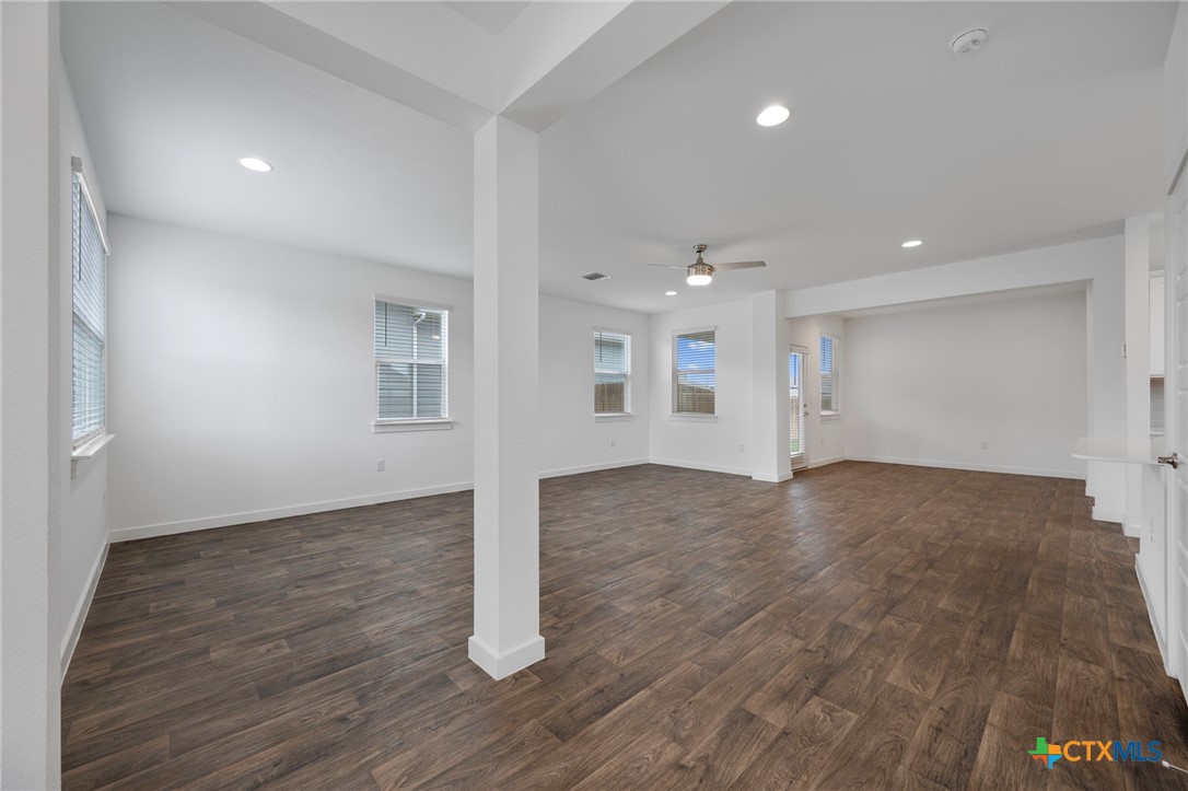 3728 Yeoman Street Property Photo 3