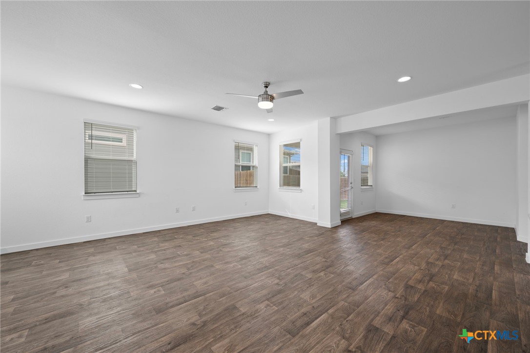 3728 Yeoman Street Property Photo 4