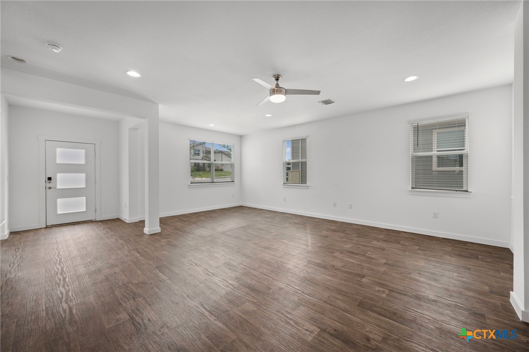 3728 Yeoman Street Property Photo 5
