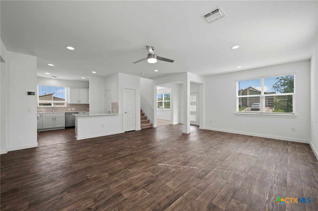3728 Yeoman Street Property Photo 7