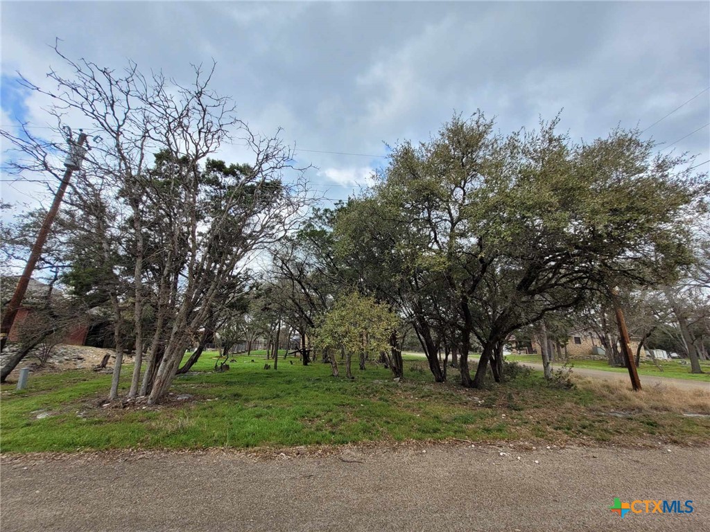 14 S Cliffwood Circle Property Photo 3