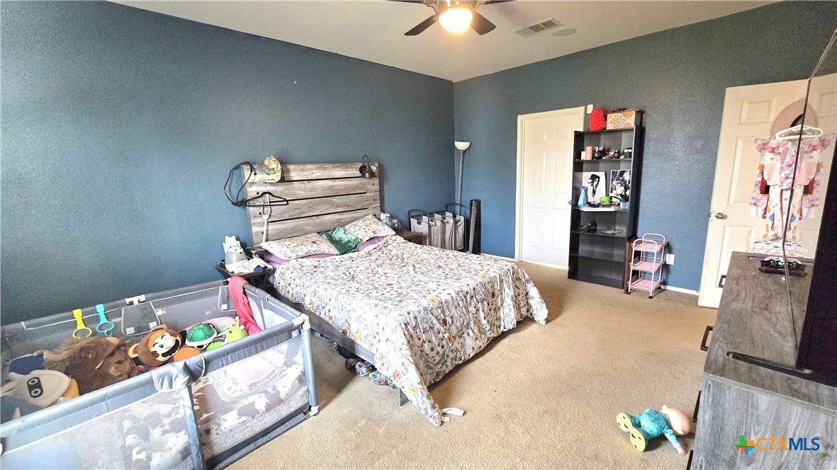5200 Milky Way Avenue Property Photo 6