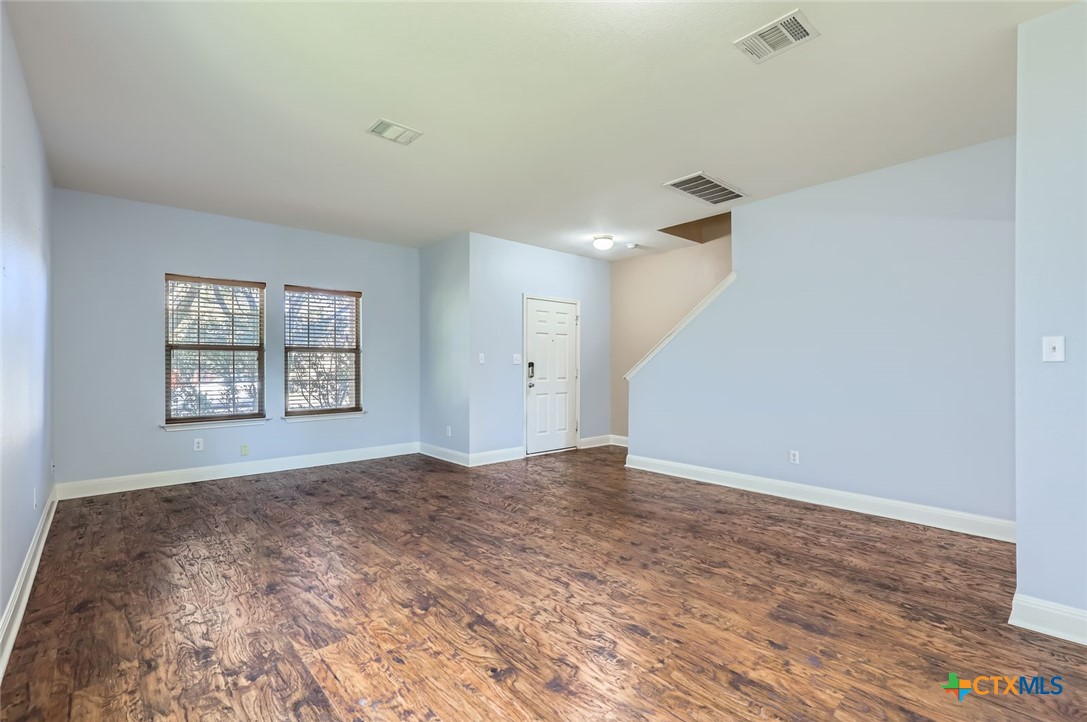 219 Woodlake Drive Property Photo 7
