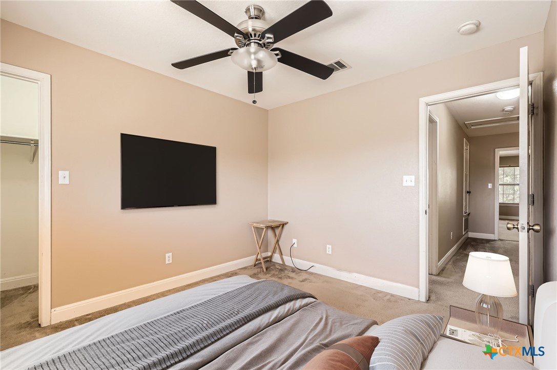 219 Woodlake Drive Property Photo 27