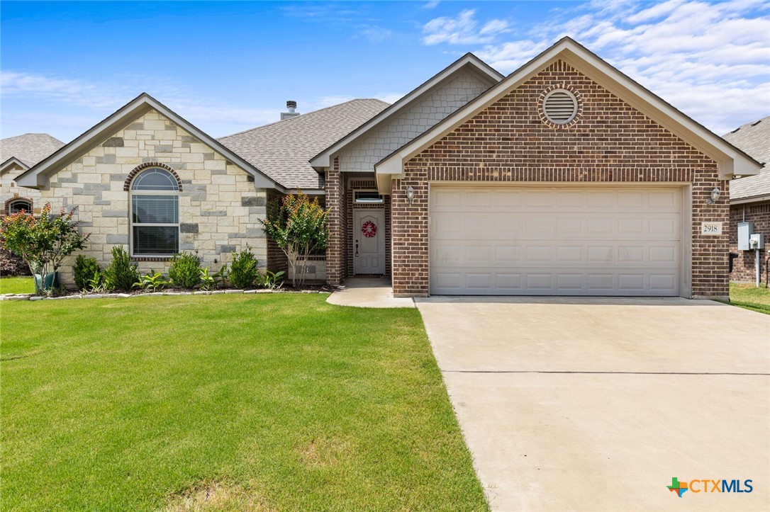 2918 Kyndal Drive Property Photo 1