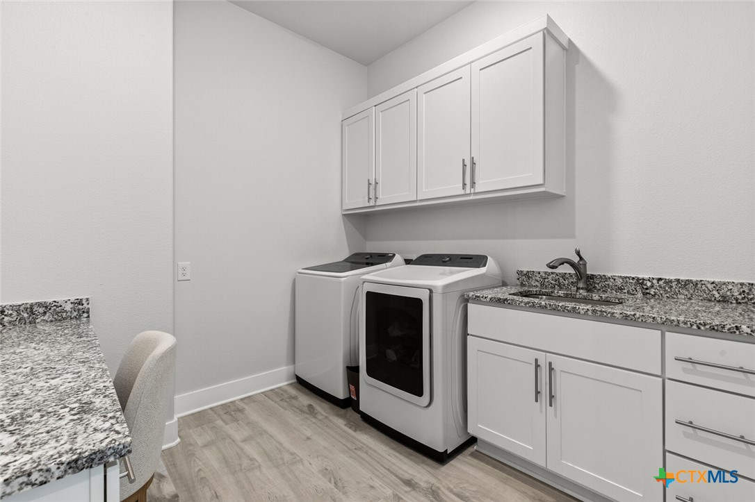 12 Lago Viento Lane Property Photo 42