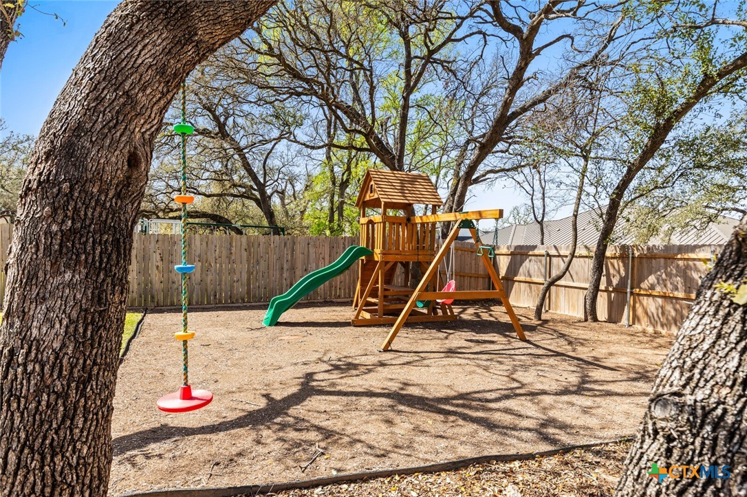 12 Lago Viento Lane Property Photo 48