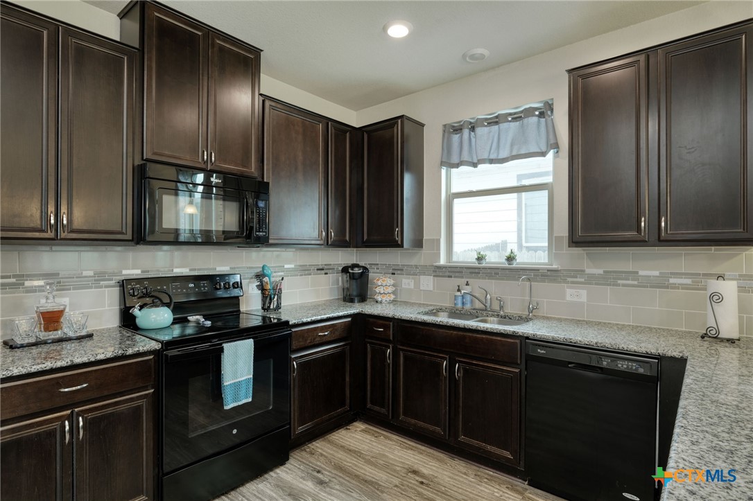 13505 Abraham Lincoln Street Property Photo 12