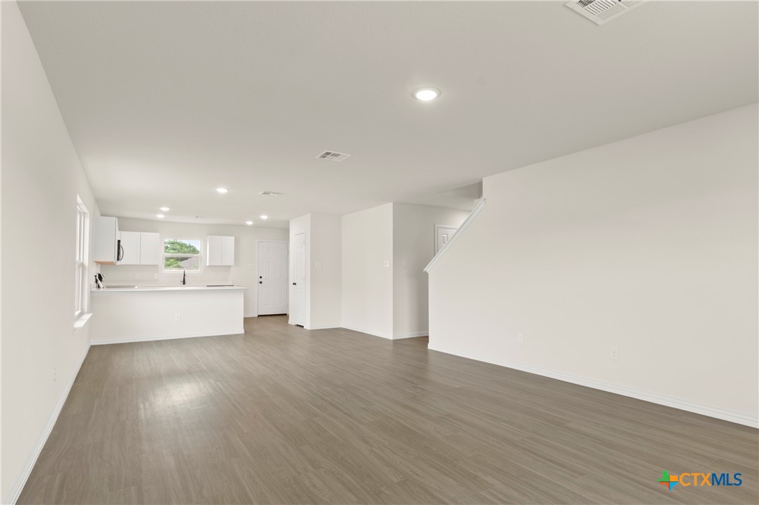 1007 Antelope Trail Property Photo 4