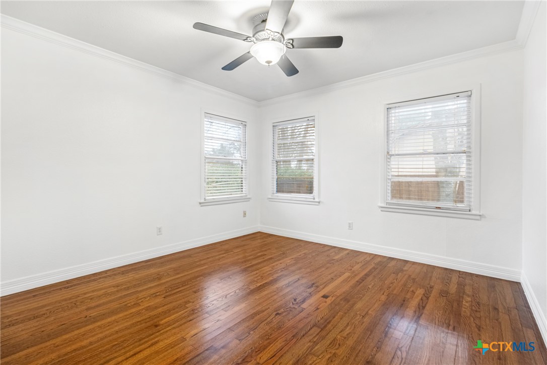1011 Gilmore Street Property Photo 14