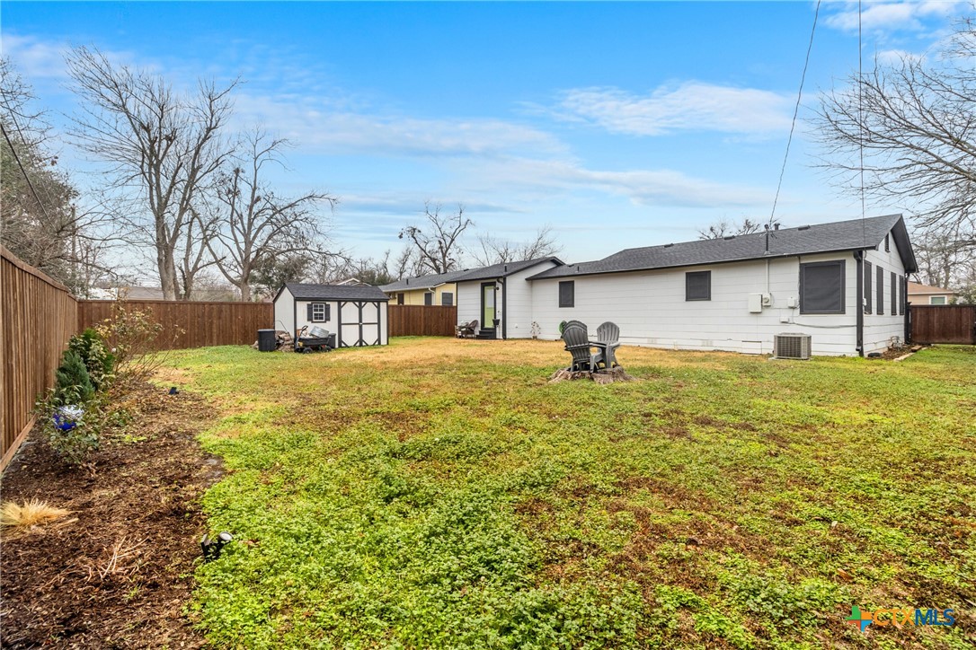 1011 Gilmore Street Property Photo 34