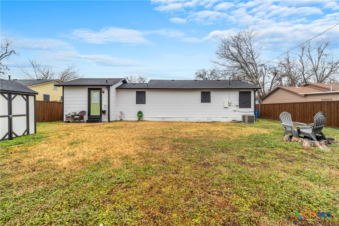1011 Gilmore Street Property Photo 35
