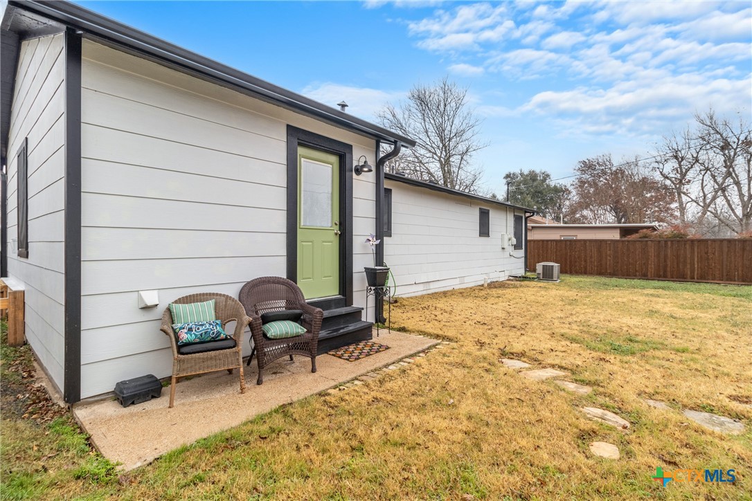 1011 Gilmore Street Property Photo 37