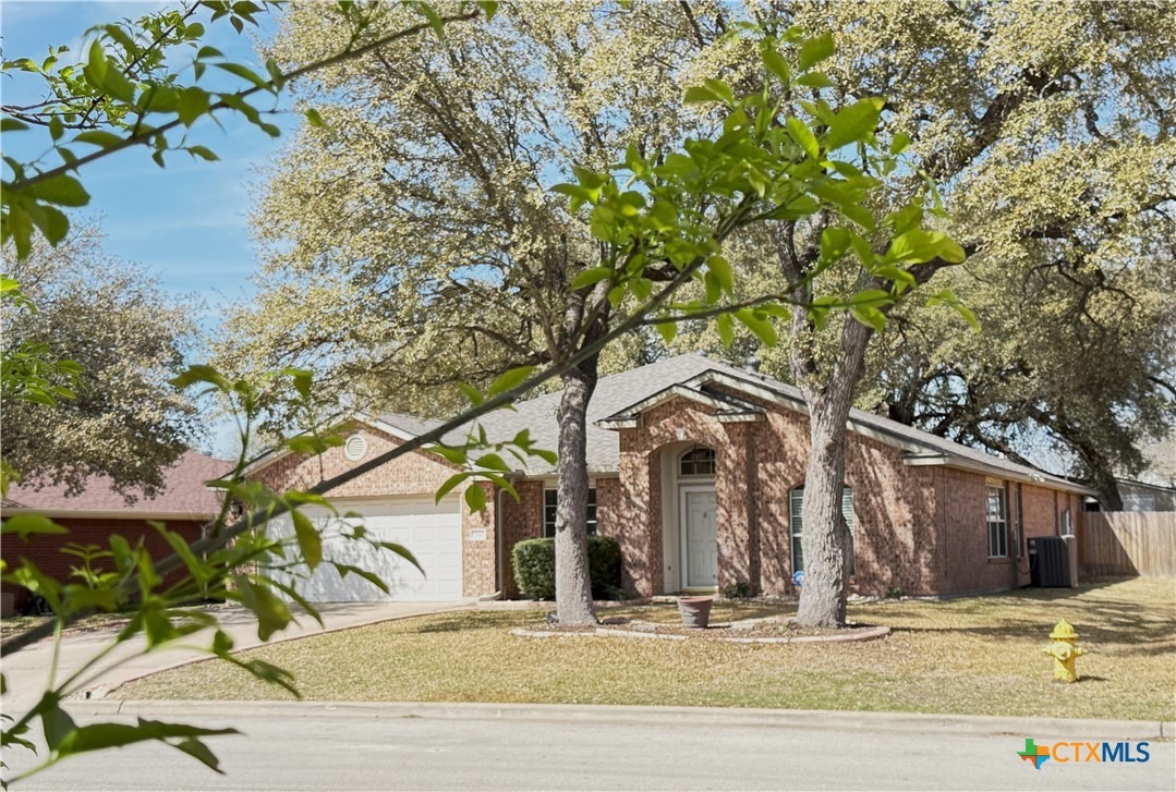 2110 Thunderbird Drive Property Photo