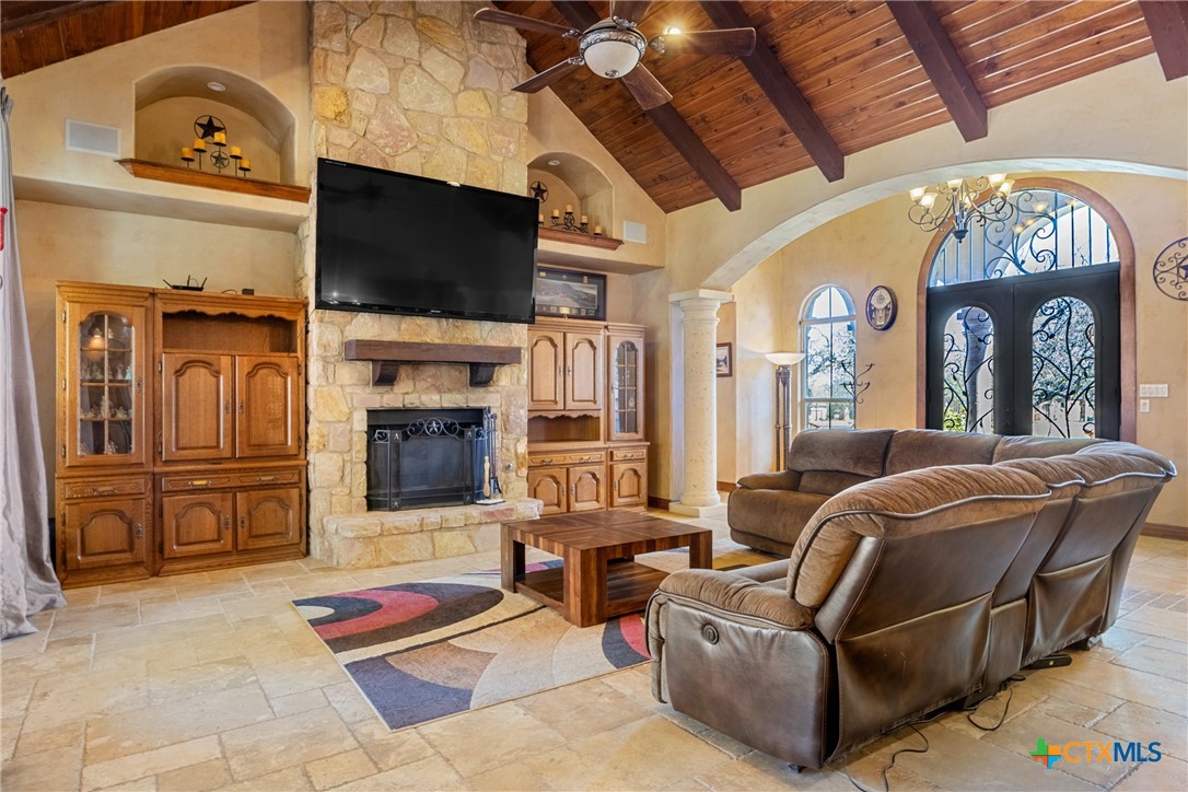 220 Gabriel Woods Drive Property Photo 2