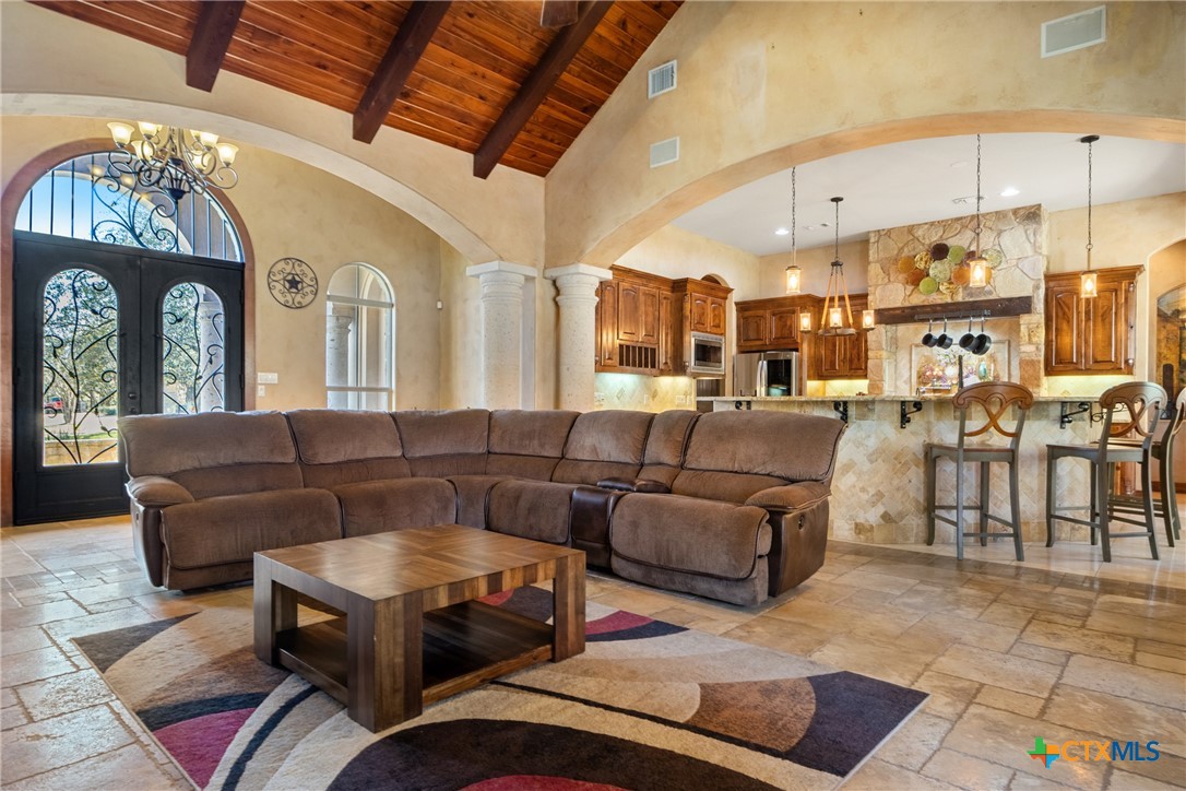 220 Gabriel Woods Drive Property Photo 4