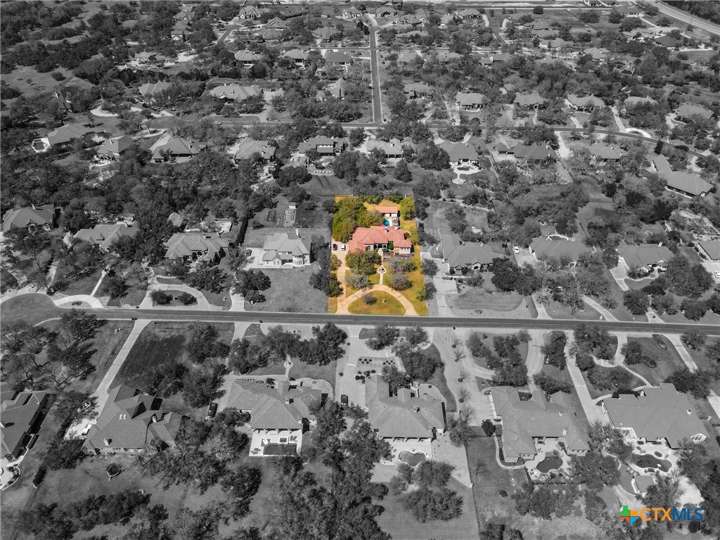220 Gabriel Woods Drive Property Photo 12