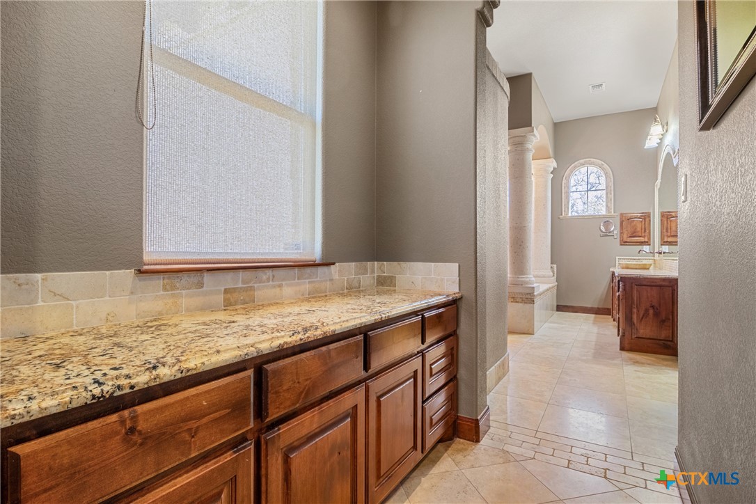 220 Gabriel Woods Drive Property Photo 17