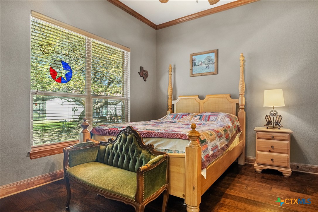 220 Gabriel Woods Drive Property Photo 30