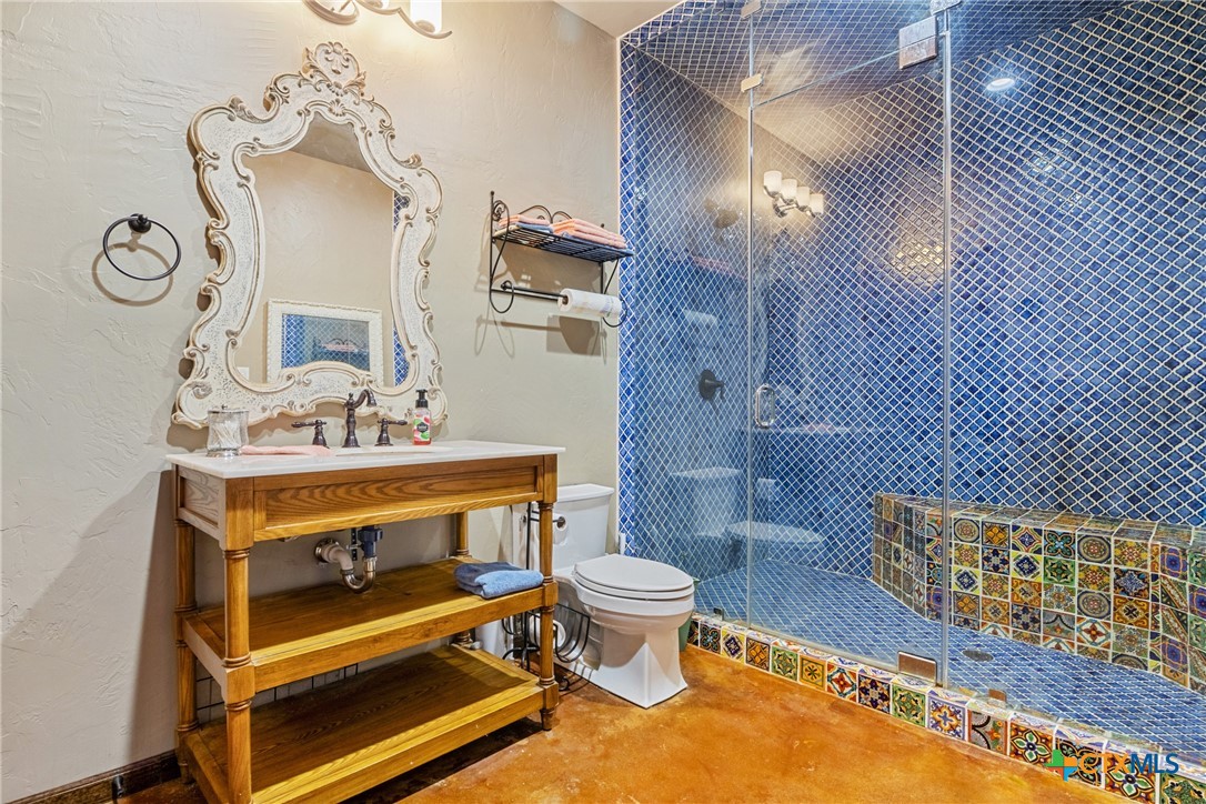 220 Gabriel Woods Drive Property Photo 40